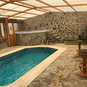 Cristina- Piscina Climatizada Chalet